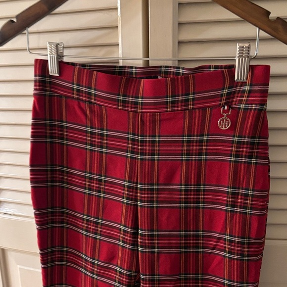 Tommy Hilfiger Red & Black Plaid Pull-On Mid-Rise Pants SZ 6 Holidays Office - Picture 6 of 8